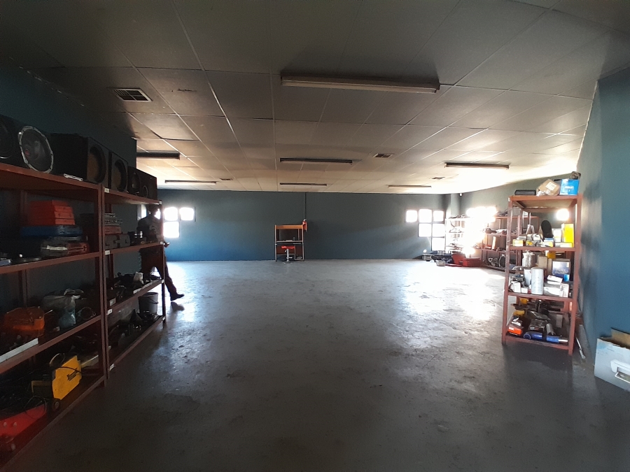 Commercial Property for Sale in Oos Einde North West